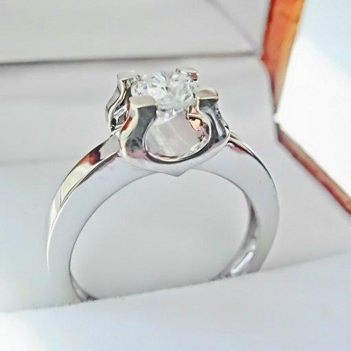 Купить Помолвочное кольцо с 1 бриллиантом 0,18 ct 3/6 белое золото 585° // Ювелирный интернет-магазин Rings.Ru
