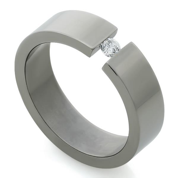 Обручальное кольцо из титана с 1 бриллиантом, артикул R-Т409