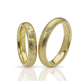 Обручальные кольца парные с бриллиантами из золота 585 пробы, артикул R-ТС 12012
