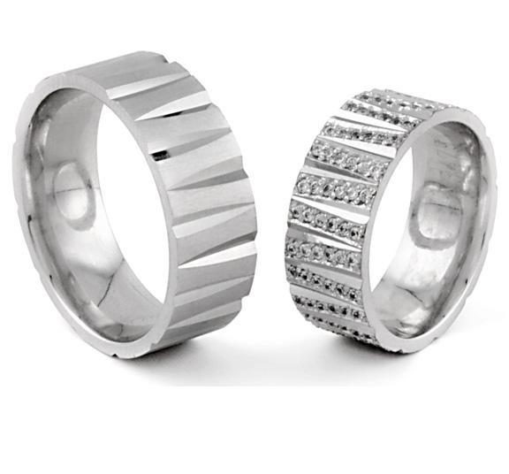 Эксклюзивные обручальные кольца парные с бриллиантами из белого золота