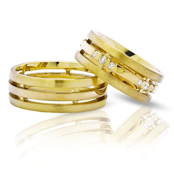 Обручальные кольца ручной работы из золота