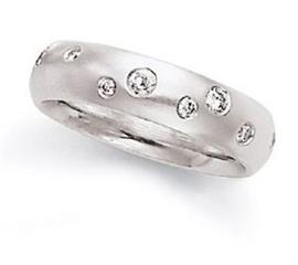 Обручальное кольцо из золота 585 пробы с бриллиантами, артикул R-6000